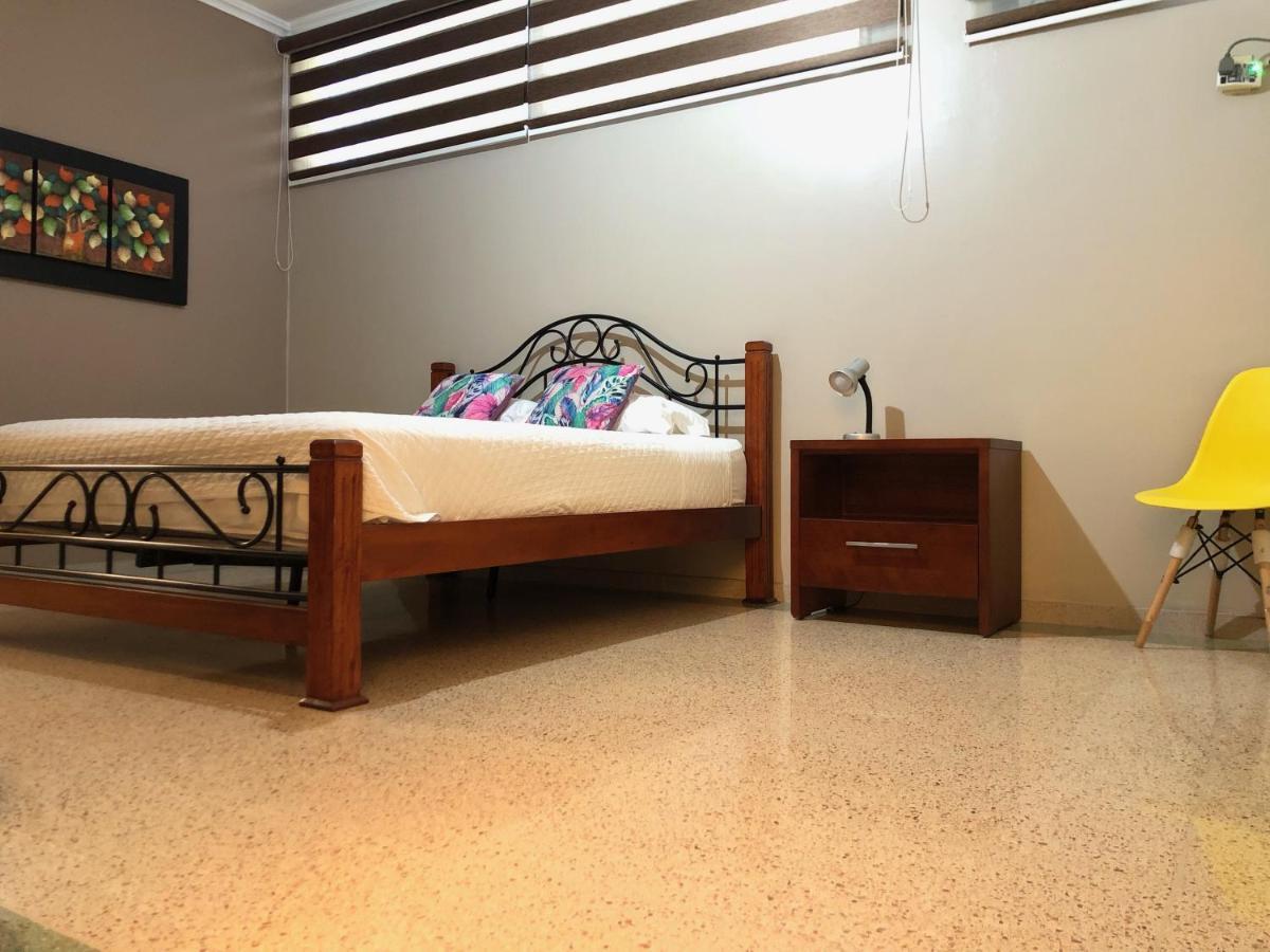 Casa Canelos Pensión Guayaquil